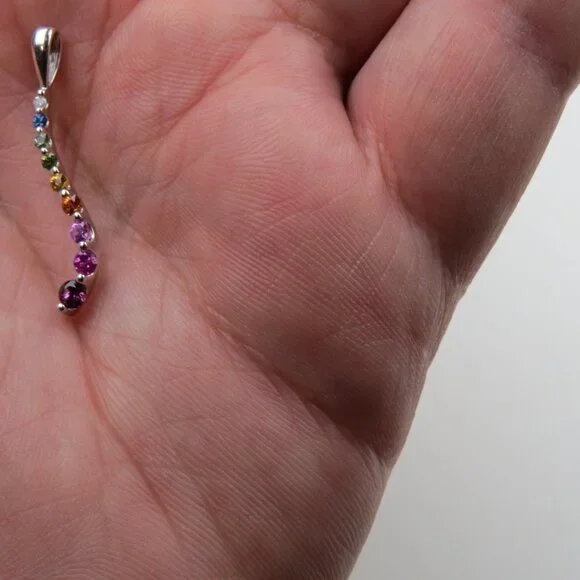 $1600 10k Gold Turmaline Sapphire Diamond Pendent 0.30 Carat tot